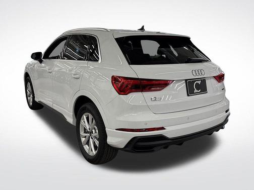2025 Audi Q3 45 S line Premium