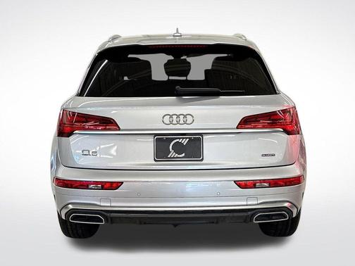 2023 Audi Q5 45 S line quattro Premium