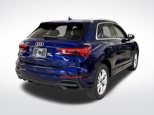 2025 Audi Q3 45 S line Premium