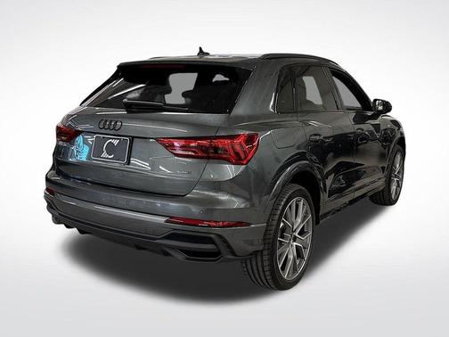 2025 Audi Q3 45 S line Premium