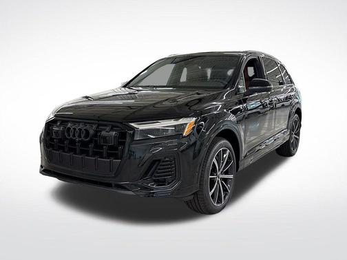 2025 Audi Q7 45 Premium Plus