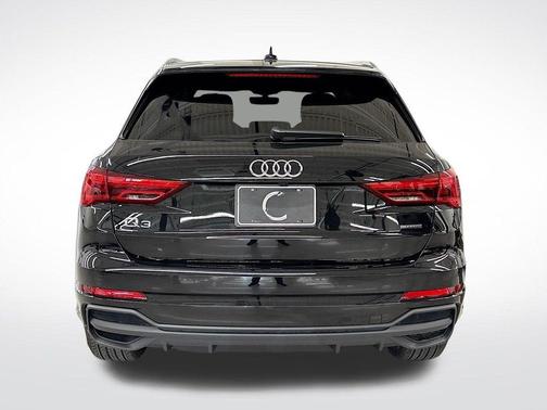 2025 Audi Q3 45 S line Premium
