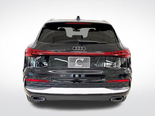 2025 Audi Q5 2.0T quattro Premium