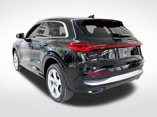 2025 Audi Q5 2.0T quattro Premium