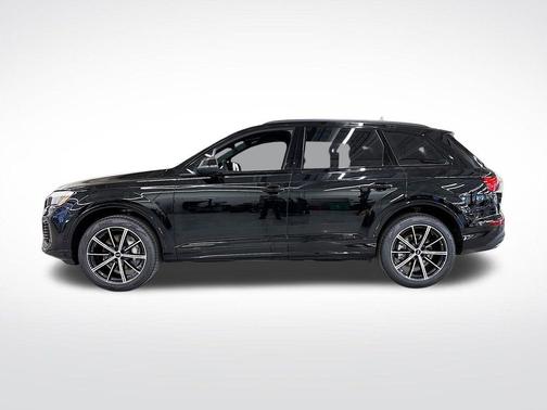 2025 Audi Q7 45 Premium Plus