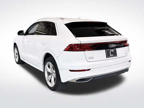 2023 Audi Q8 55 Premium Plus