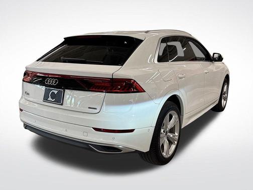 2023 Audi Q8 55 Premium Plus