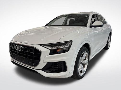 2023 Audi Q8 55 Premium Plus