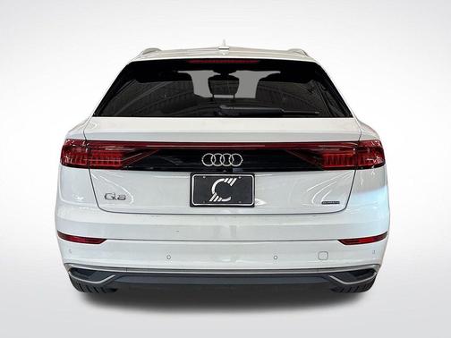 2023 Audi Q8 55 Premium Plus