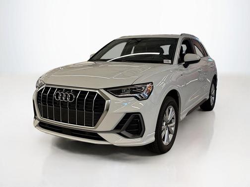 2025 Audi Q3 45 S line Premium