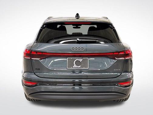2025 Audi Q6 e-tron Premium