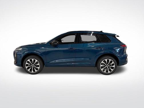 Blue Metallic 2026 Audi Q3 S line