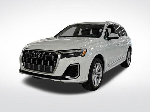 2025 Audi Q7 55 Premium Plus