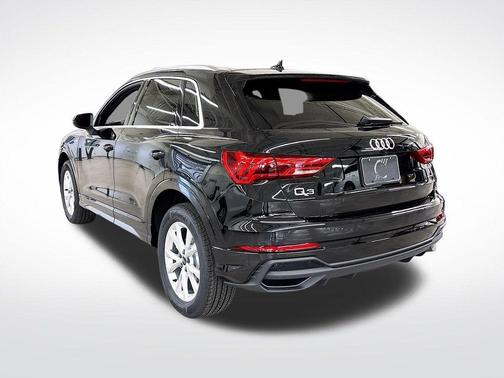 2025 Audi Q3 45 S line Premium