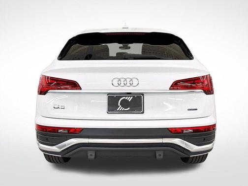2025 Audi Q5 45 S line quattro Premium