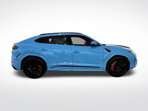Light Blue 2025 Lamborghini Urus SE
