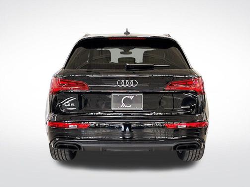 2025 Audi Q5 45 S line quattro Premium