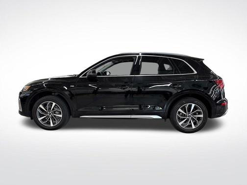 2022 Audi Q5 45 S line quattro Premium