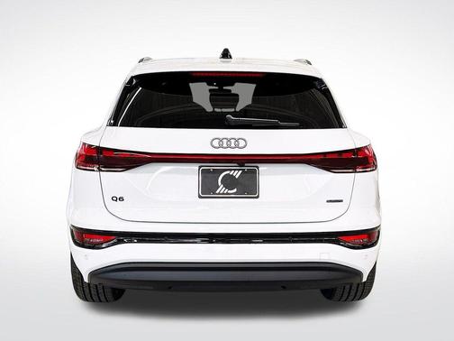 2025 Audi Q6 e-tron Premium