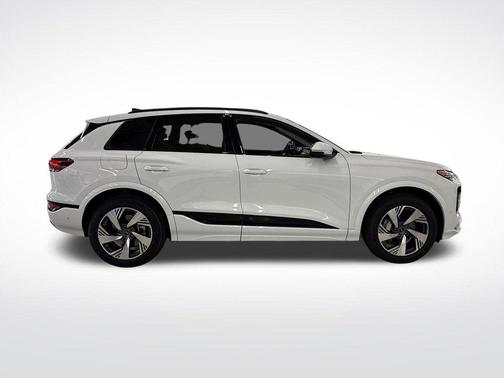 2025 Audi Q6 e-tron Premium