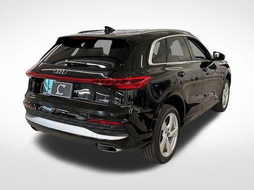 2025 Audi Q5 2.0T quattro Premium