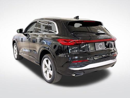 2025 Audi Q5 2.0T quattro Premium