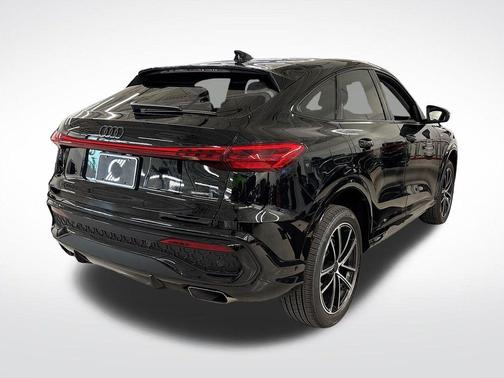 Mythos Black Metallic 2026 Audi Q5 Sportback PLUS