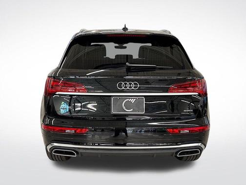 2025 Audi Q5 45 S line quattro Premium