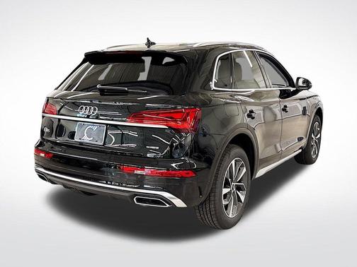 2025 Audi Q5 45 S line quattro Premium