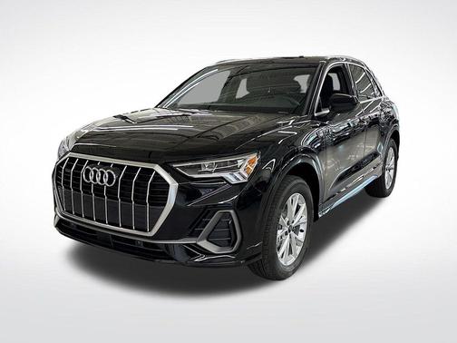 2025 Audi Q3 45 S line Premium