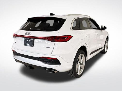 2025 Audi Q5 2.0T quattro Premium