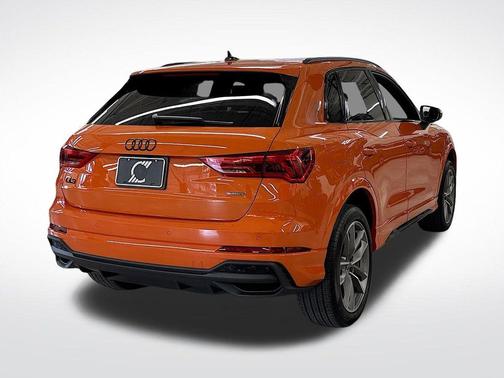 2025 Audi Q3 45 S line Premium