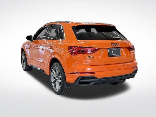 2025 Audi Q3 45 S line Premium