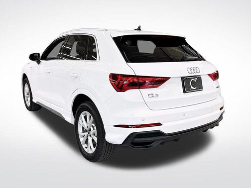 2025 Audi Q3 45 S line Premium