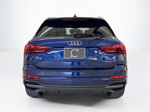 2025 Audi Q3 45 S line Premium