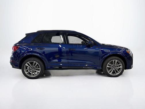 2025 Audi Q3 45 S line Premium