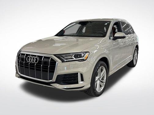 2023 Audi Q7 45 Premium