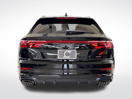 Mythos Black Metallic 2026 Audi Q8 55 Premium