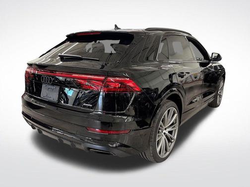 Mythos Black Metallic 2026 Audi Q8 55 Premium