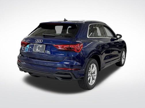 2025 Audi Q3 45 S line Premium