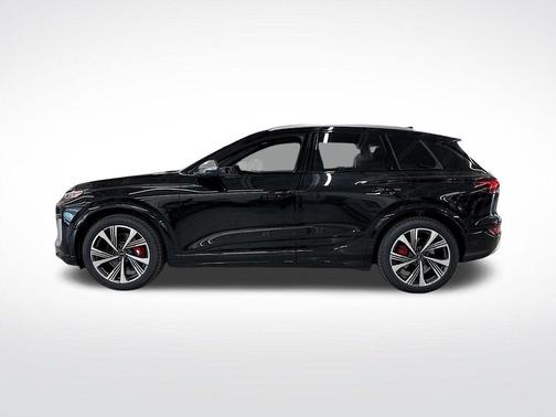 2025 Audi SQ6 e-tron Premium
