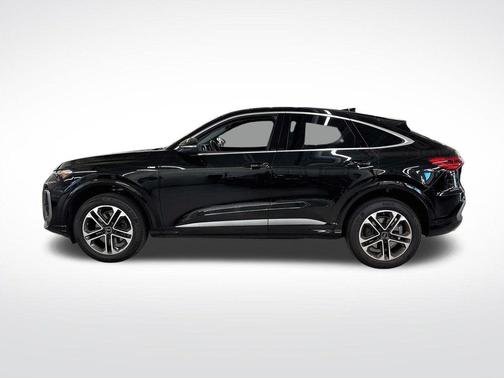 Mythos Black Metallic 2025 Audi Q5 2.0T Premium
