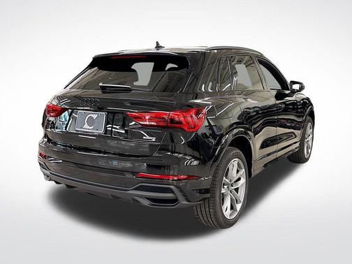2025 Audi Q3 45 S line Premium