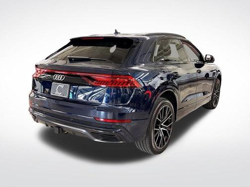 2023 Audi Q8 55 Premium Plus