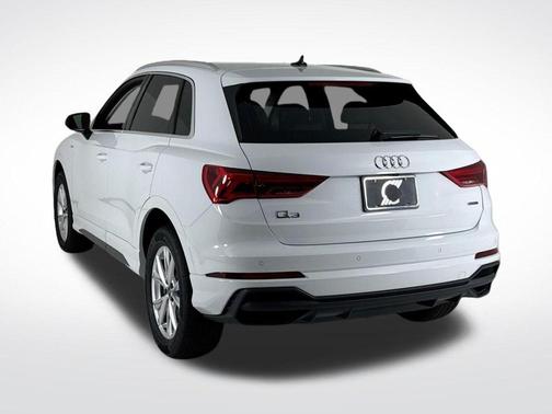 Glacier White Metallic 2025 Audi Q3 45 S line Premium