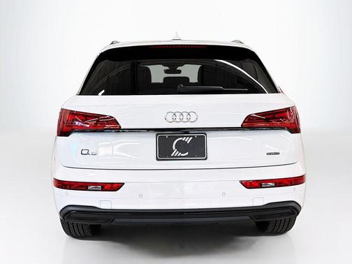 2025 Audi Q5 40 Premium