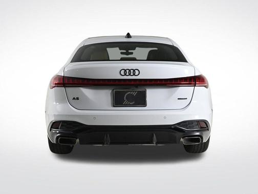Glacier White Metallic 2026 Audi A5