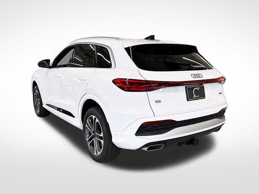 White 2026 Audi Q5 PLUS