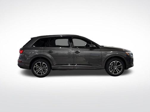 Samurai Gray Metallic 2026 Audi Q7 45 Premium