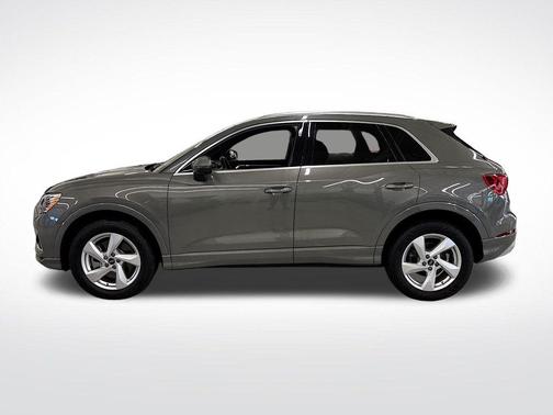 2022 Audi Q3 40 Premium